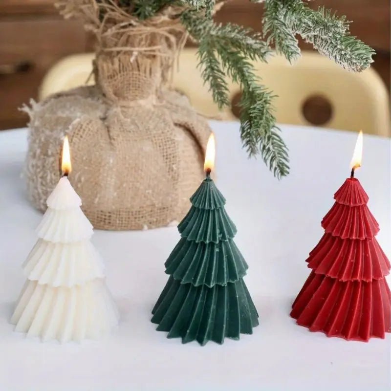 Set of 2 Christmas Tree Scented Candles - Memories InsiteCHRISTMAS TREE BELL CANDLE SET OF 2