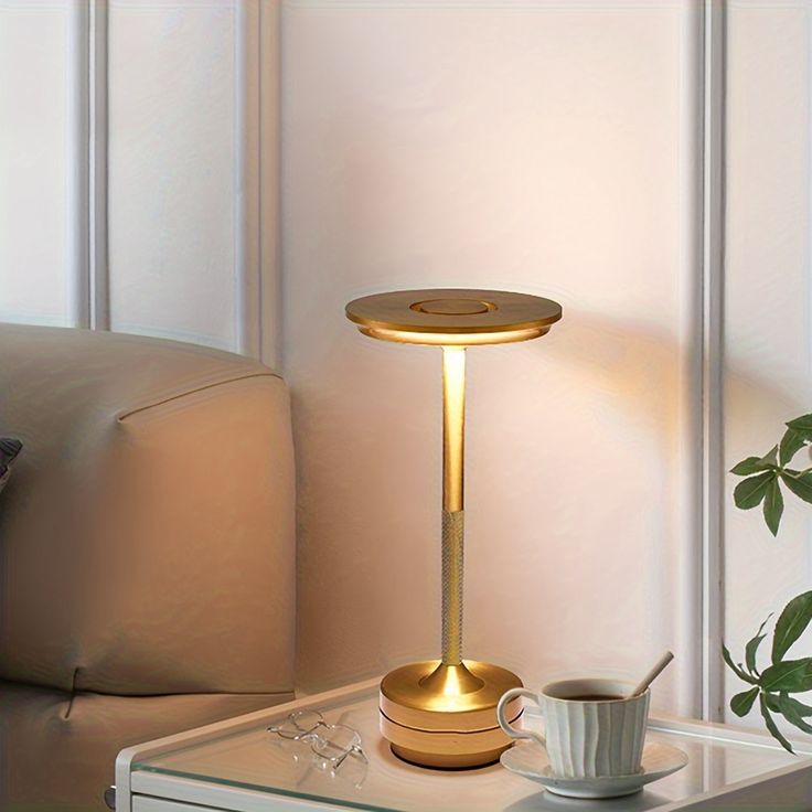 Minimalist™ Table Lamp
