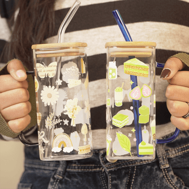Set -2 Cute Printed Glass Mug with Bamboo Lid & Straw - Memories InsiteSET OF 2 CUTE PRINTED GLASS MUG