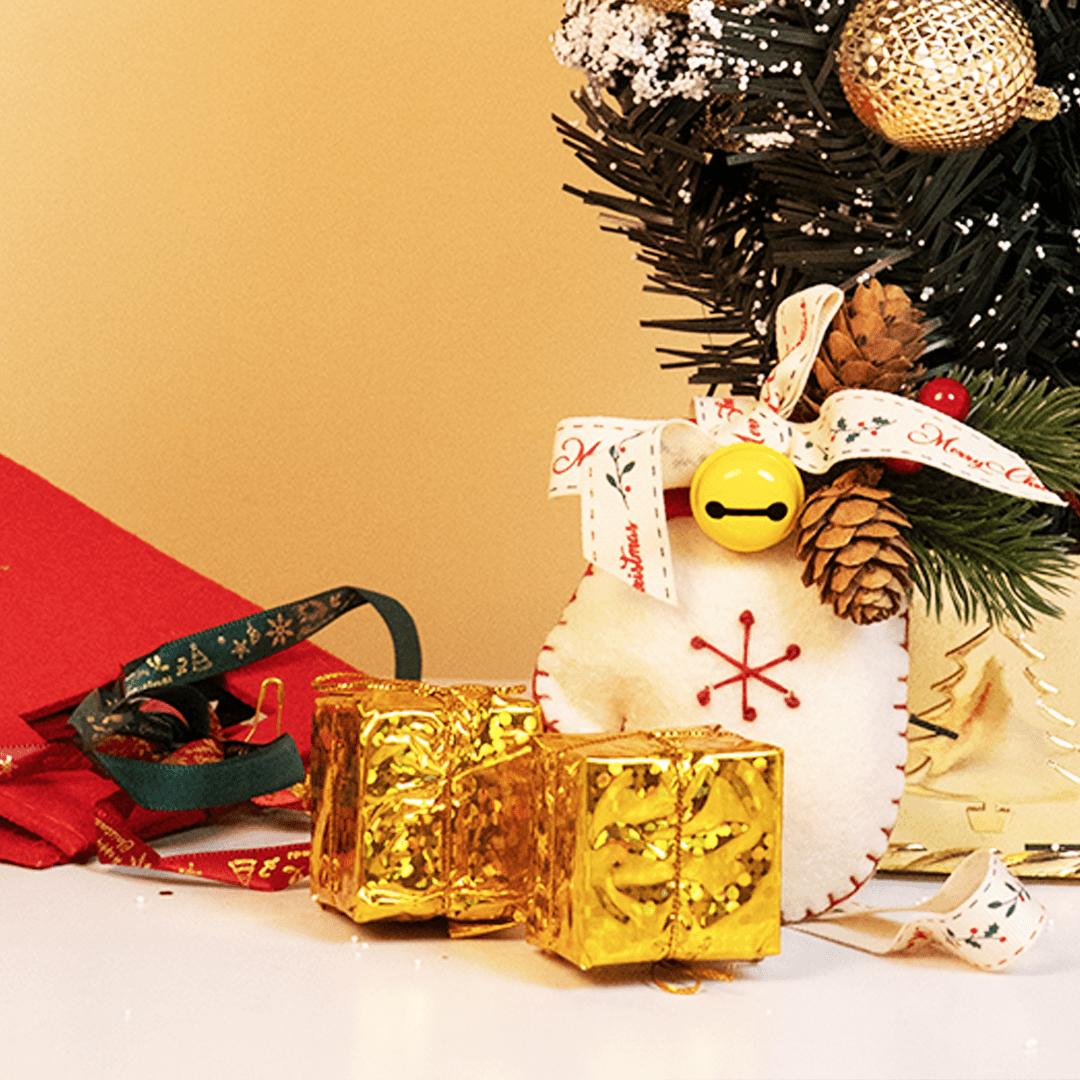 Christmas Tree Decoration Gift Set – 24pcs Ornament Box with Mini Gift Boxes, Baubles - Memories Insite