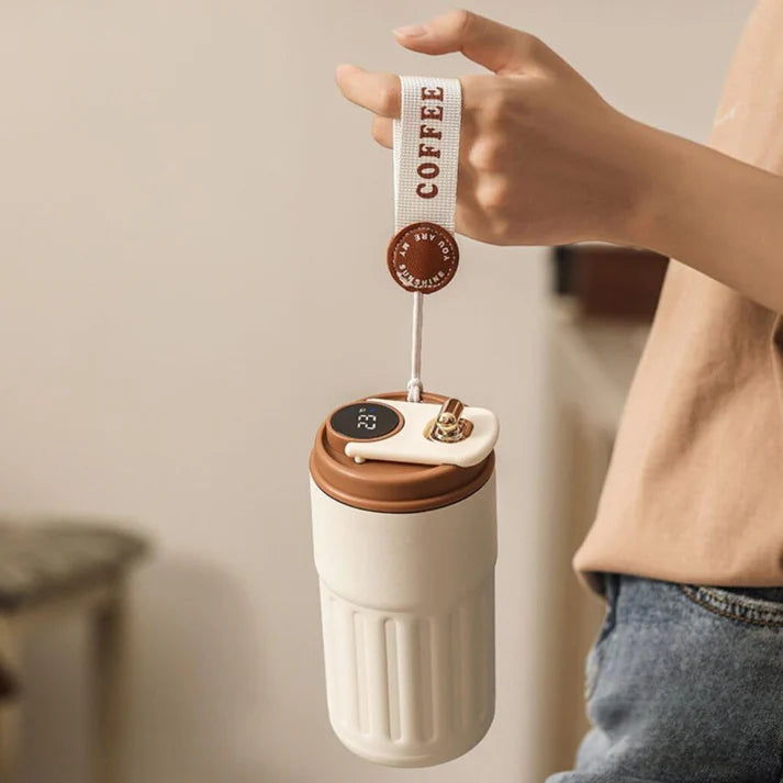 Smart Temperature Display Coffee Mug – Stylish & Portable