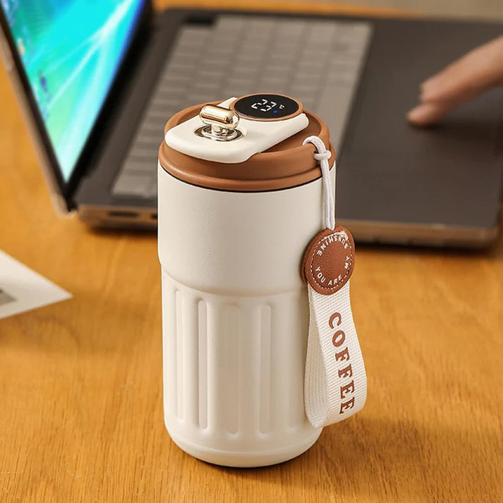 Smart Temperature Display Coffee Mug – Stylish & Portable