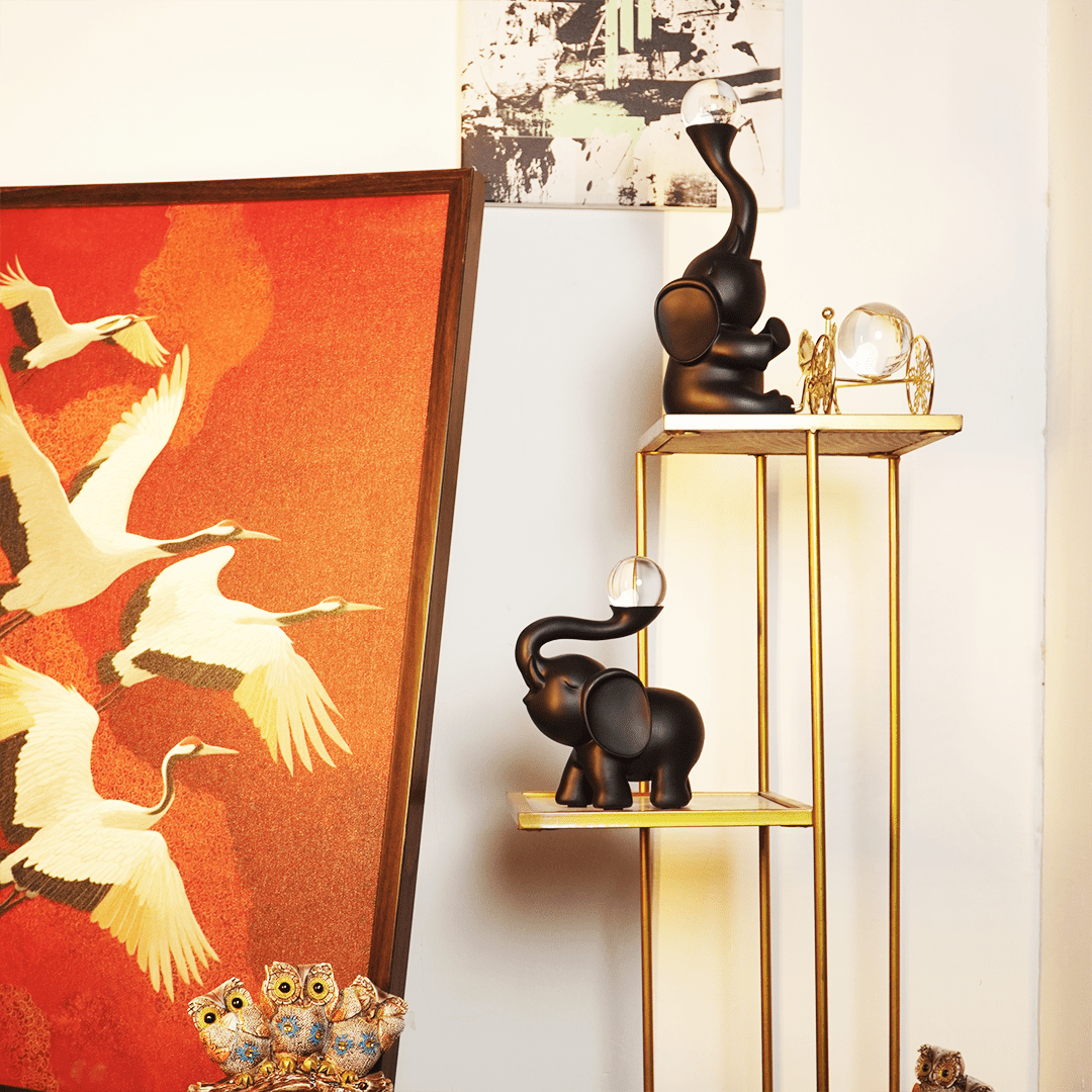 EleGlow™ Elephant Decor Showpiece – Modern Resin Art Sculpture with Light Accent set - Memories InsiteELEPHANT SCULPTURE SET ( BLACK)