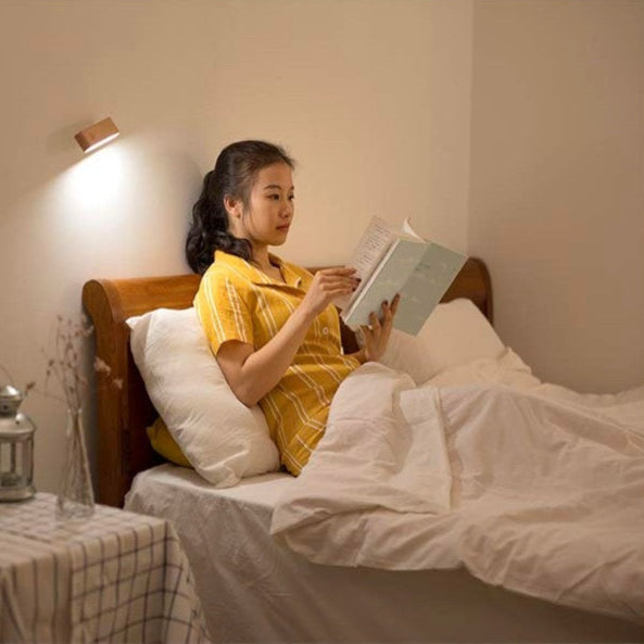 Memories Insite Rotating Magnetic Night Lamp