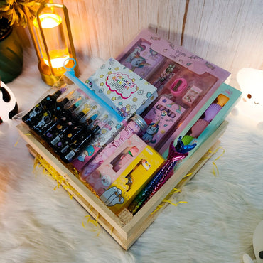 Stationary kit gift Hamper - Memories InsiteSTATIONARY KIT HAMPER