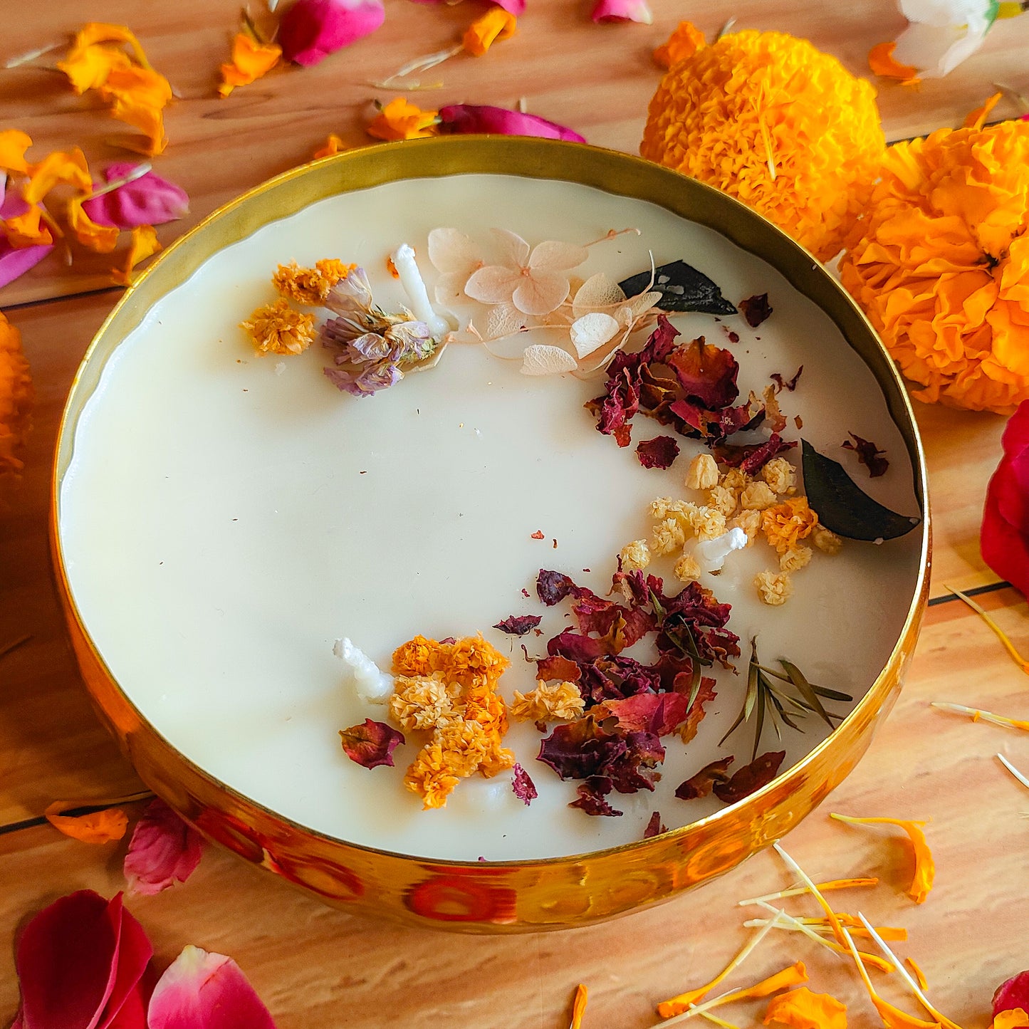 Radiant Glow: Handcrafted Navratri Scented Copper Urli Jar Candle