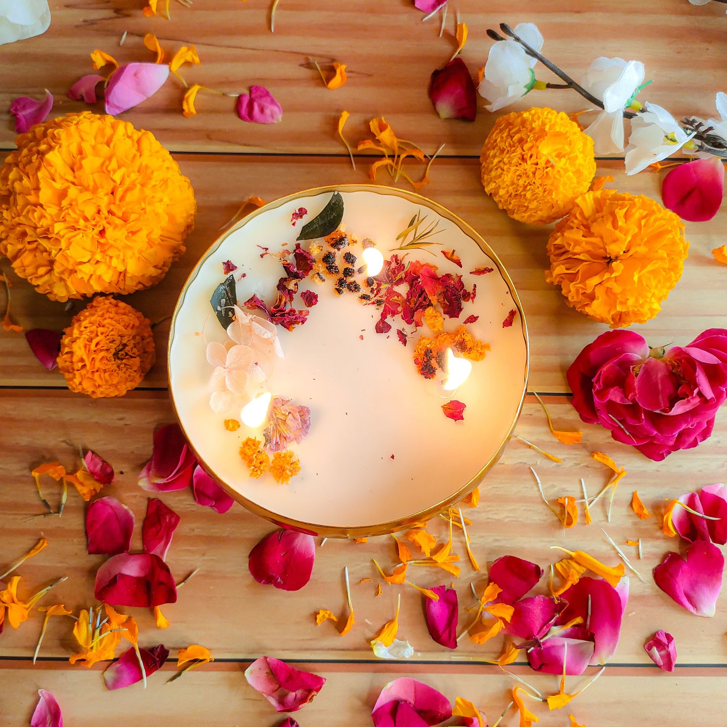 Radiant Glow: Handcrafted Navratri Scented Copper Urli Jar Candle