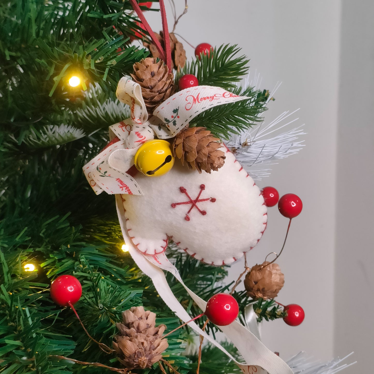 2 Pcs Plush Christmas Tree Ornament