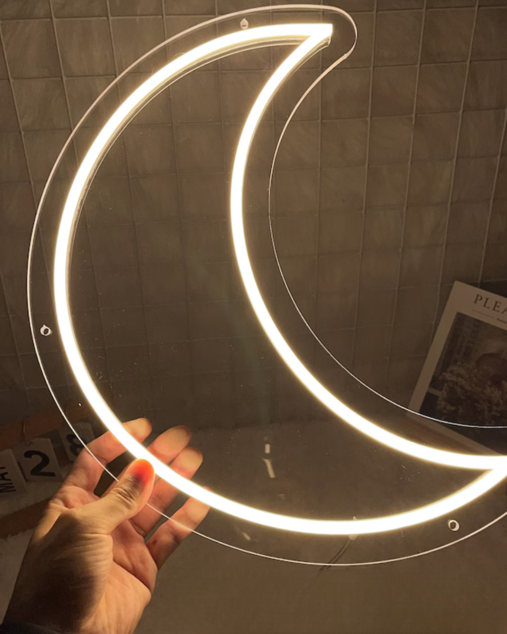 Crescent Moon Neon LED Light – Aesthetic Wall Décor for Bedroom & Living Spaces