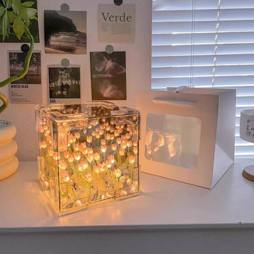Tulip Cube Mirror Lamp - Memories InsiteTULIP LAMP