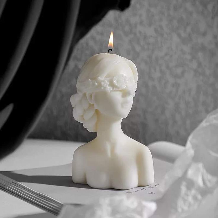 PACK OF 3 GIRL HUMAN FACE CANDLE - Memories InsiteGIRL HUMAN FACE CANDLE- PACK OF 3
