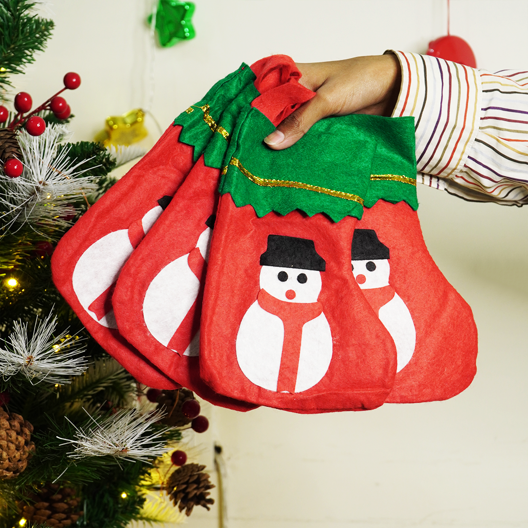 Christmas Snowman Stockings – Set-4 Festive Gift Bags for Décor & Gifting (23cm x 13cm)
