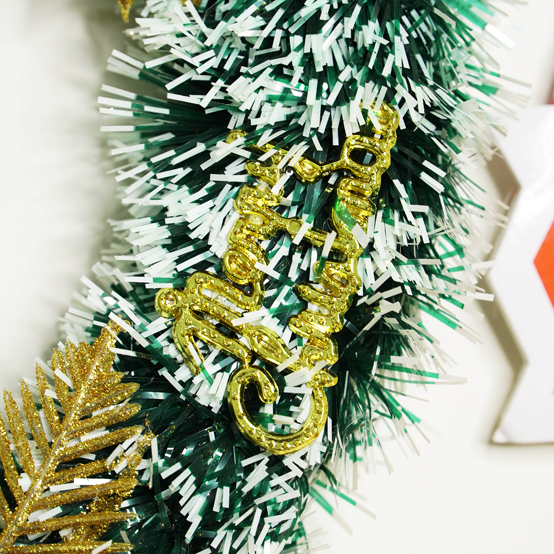 Elegant Christmas Decorative Wreath