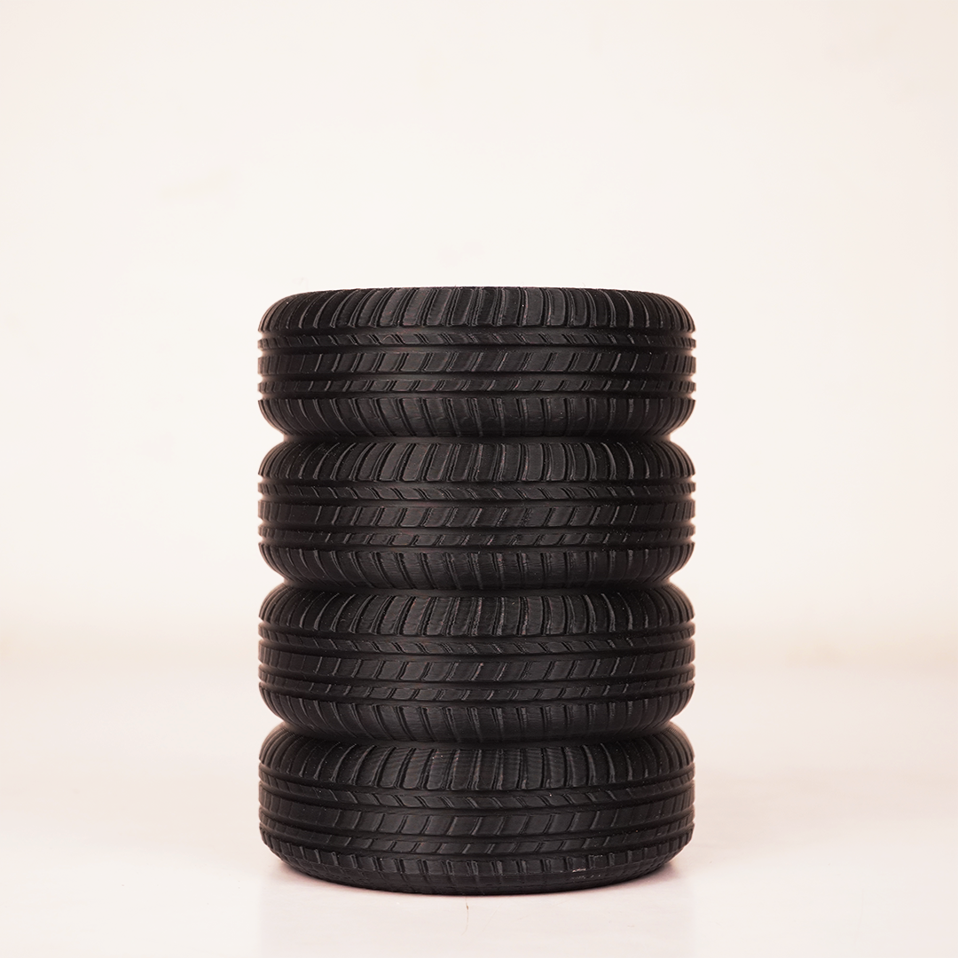 Car Tyre Makeup Brush Holder | Black Desk Organizer