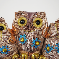 WiseCharm™ Owl Family Showpiece – Resin Decor with Artistic Detailing