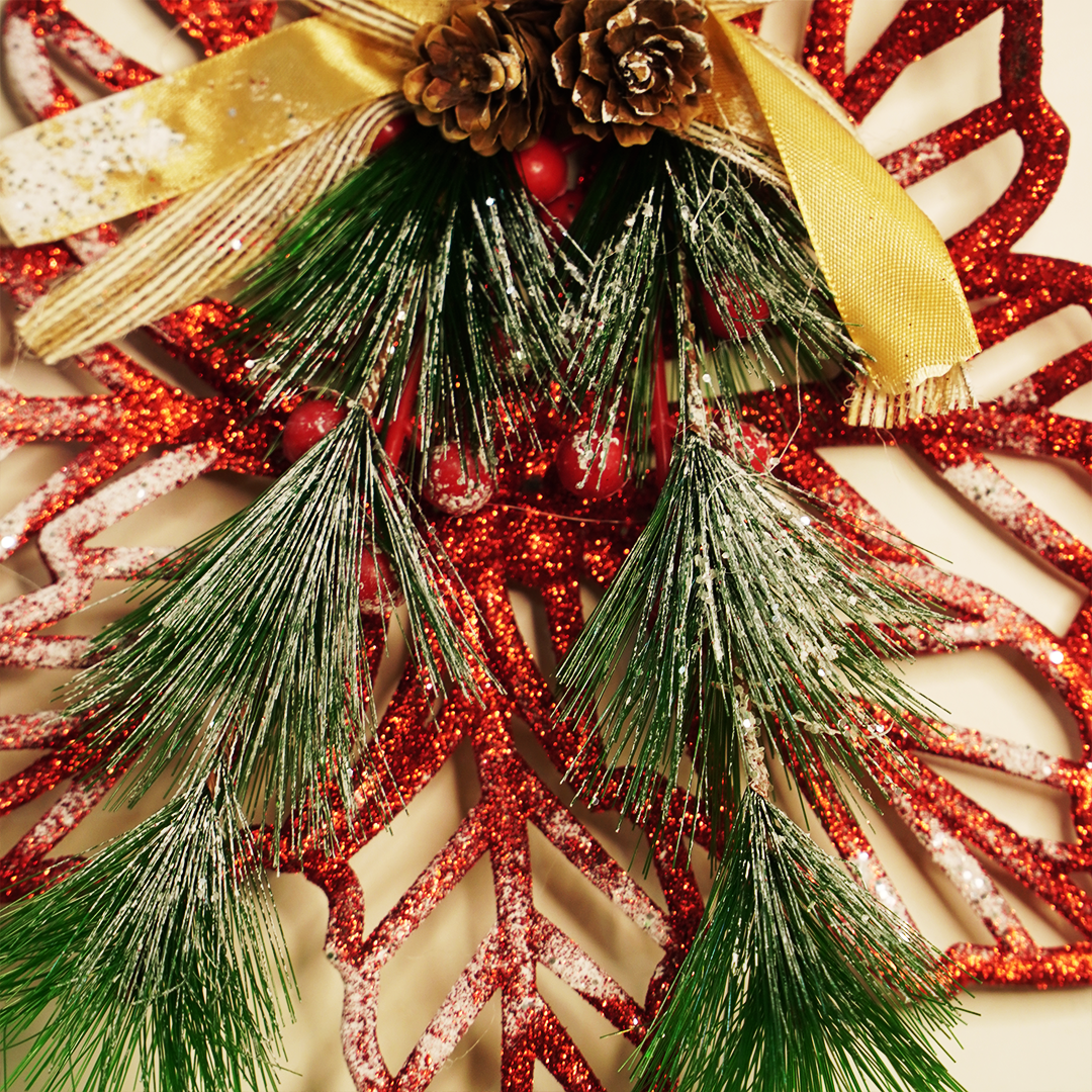 Elegant Christmas Snowflake Wall Hanging – Red Glitter With Pine Leaves & Golden Bow