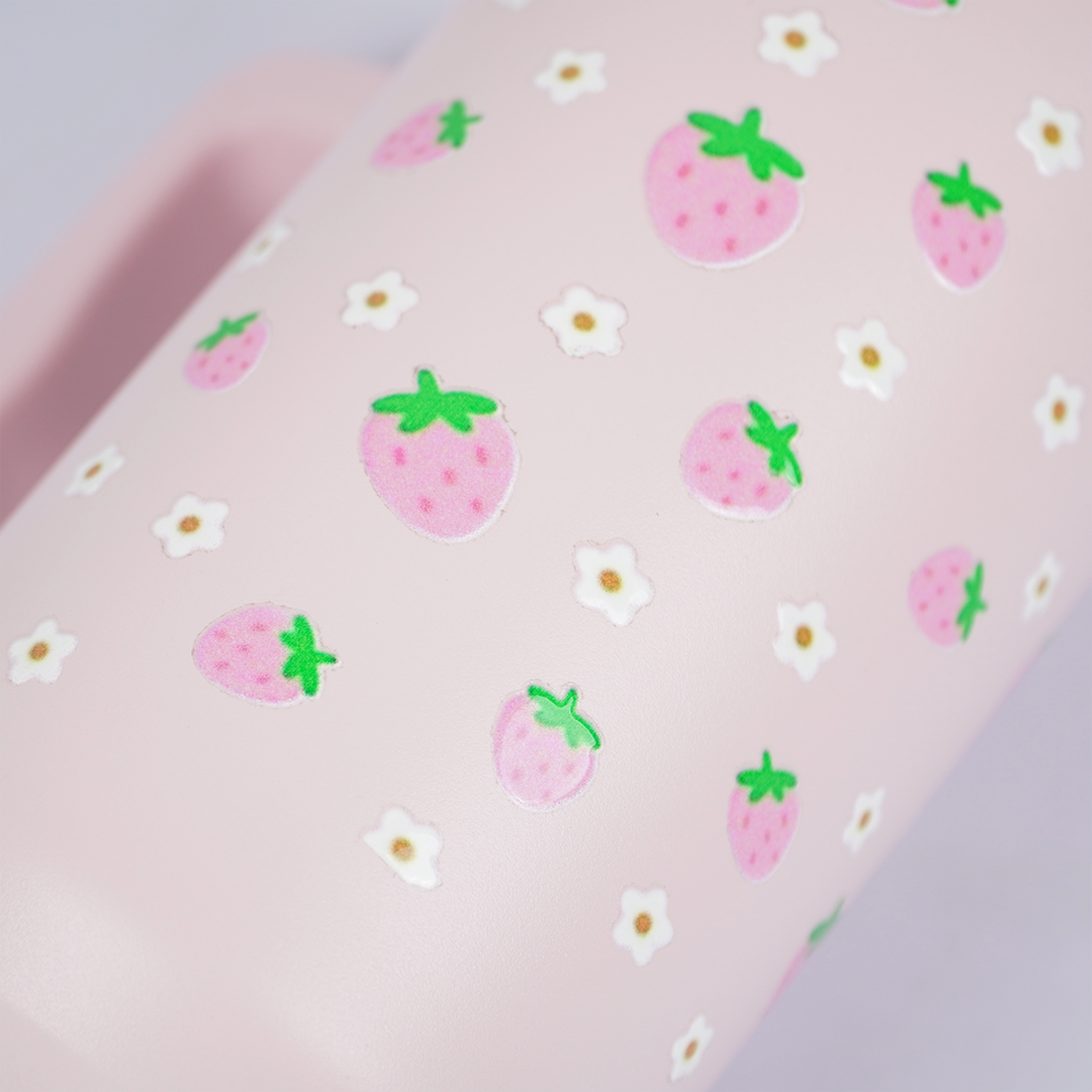 Pink Strawberry Daisy Tumbler