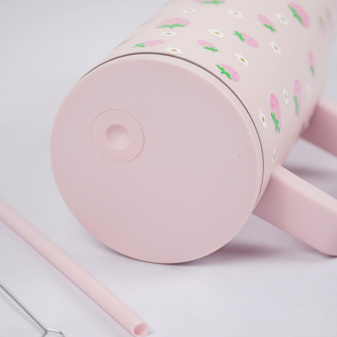 Pink Strawberry Daisy Tumbler