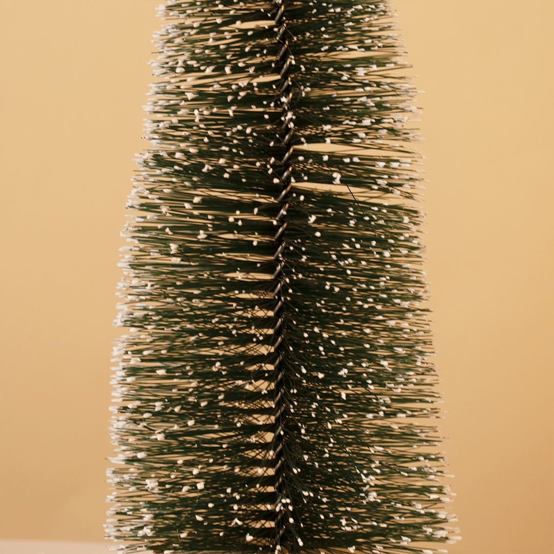 Set 2 Mini Snowy Christmas Tree