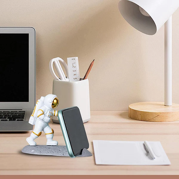 Astronaut Creative Phone Holder Creative Cell Phone Stand