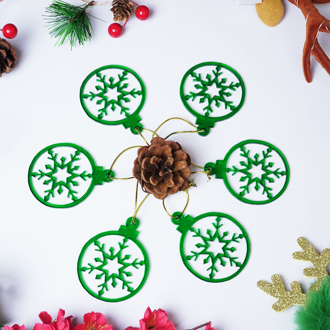 Green Snowflake Christmas Hanging Ornaments – Set of 6