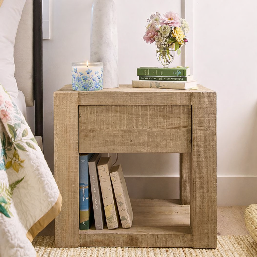 Blue Blossom Floral Scented Candle in Glass Jar | Aesthetic Home Décor & Relaxing Aroma