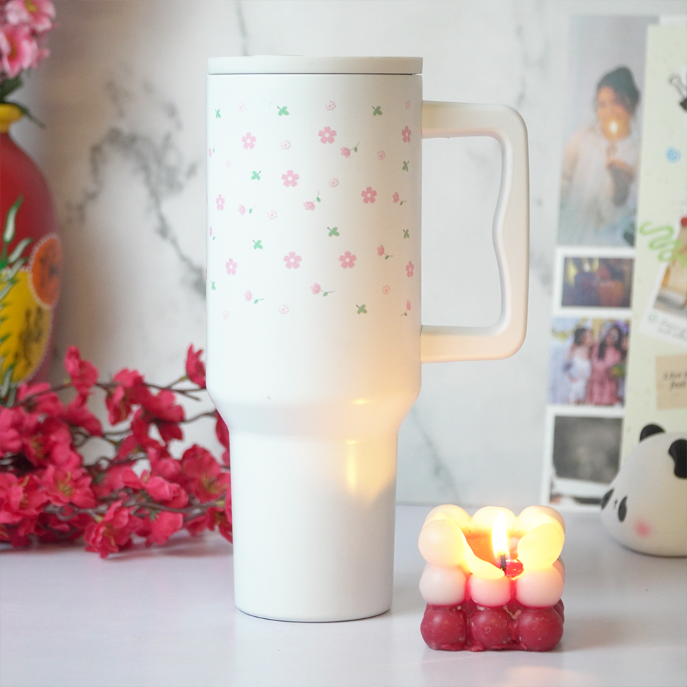 Cute Floral Doodle Tumbler  — Leakproof & Insulated (White)