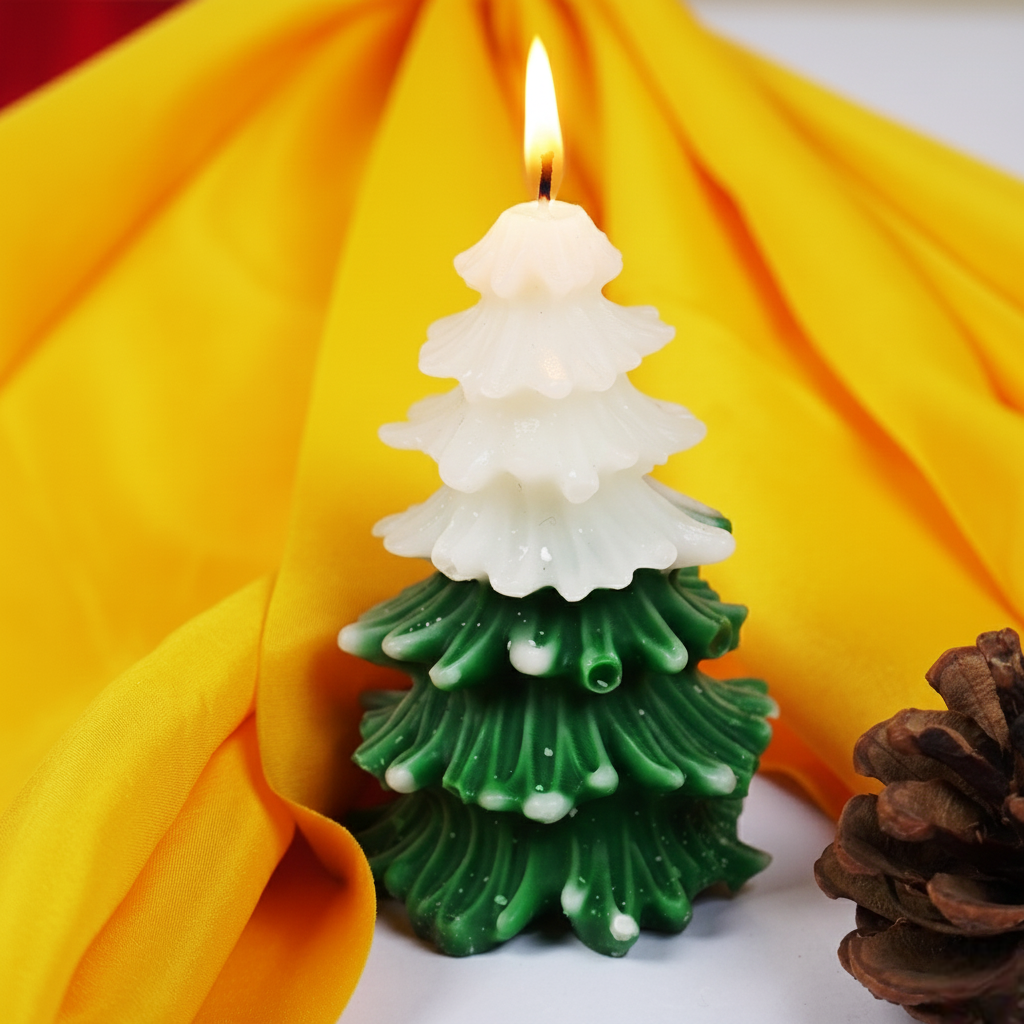 Set of 2 Festive Christmas Tree Sceneted Candles