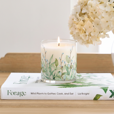 Green Leaf Floral Scented Candle in Glass Jar | Calm Nature-Inspired Home Décor Candle