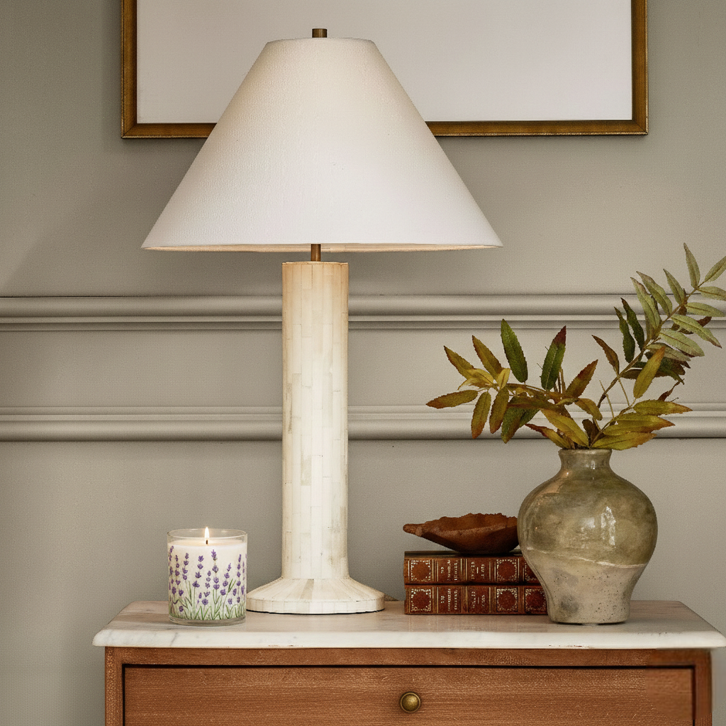 Lavender Floral Scented Candle in Glass Jar | Calming Aesthetic Home Décor Candle