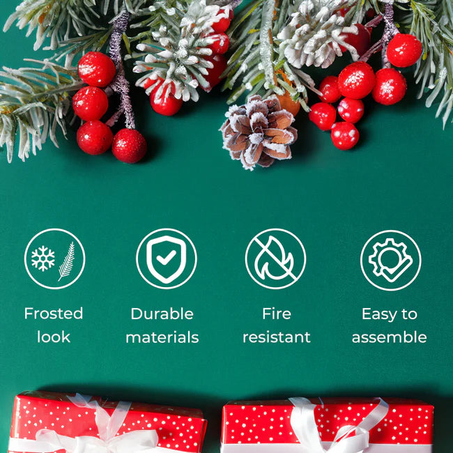 Christmas Tree with Pinecones & Berries – Lush and Realistic