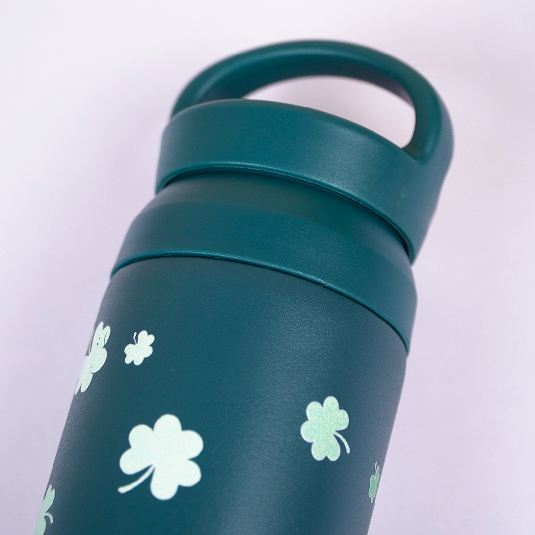 Clover Design Insulated Tumbler – Hot & Cold Stainless Steel Bottle with Extra Lid, Spill-Proof