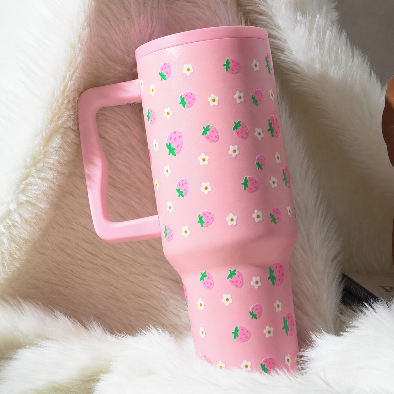 Cute Strawberry Tumbler — Leakproof & Insulated (Pink)