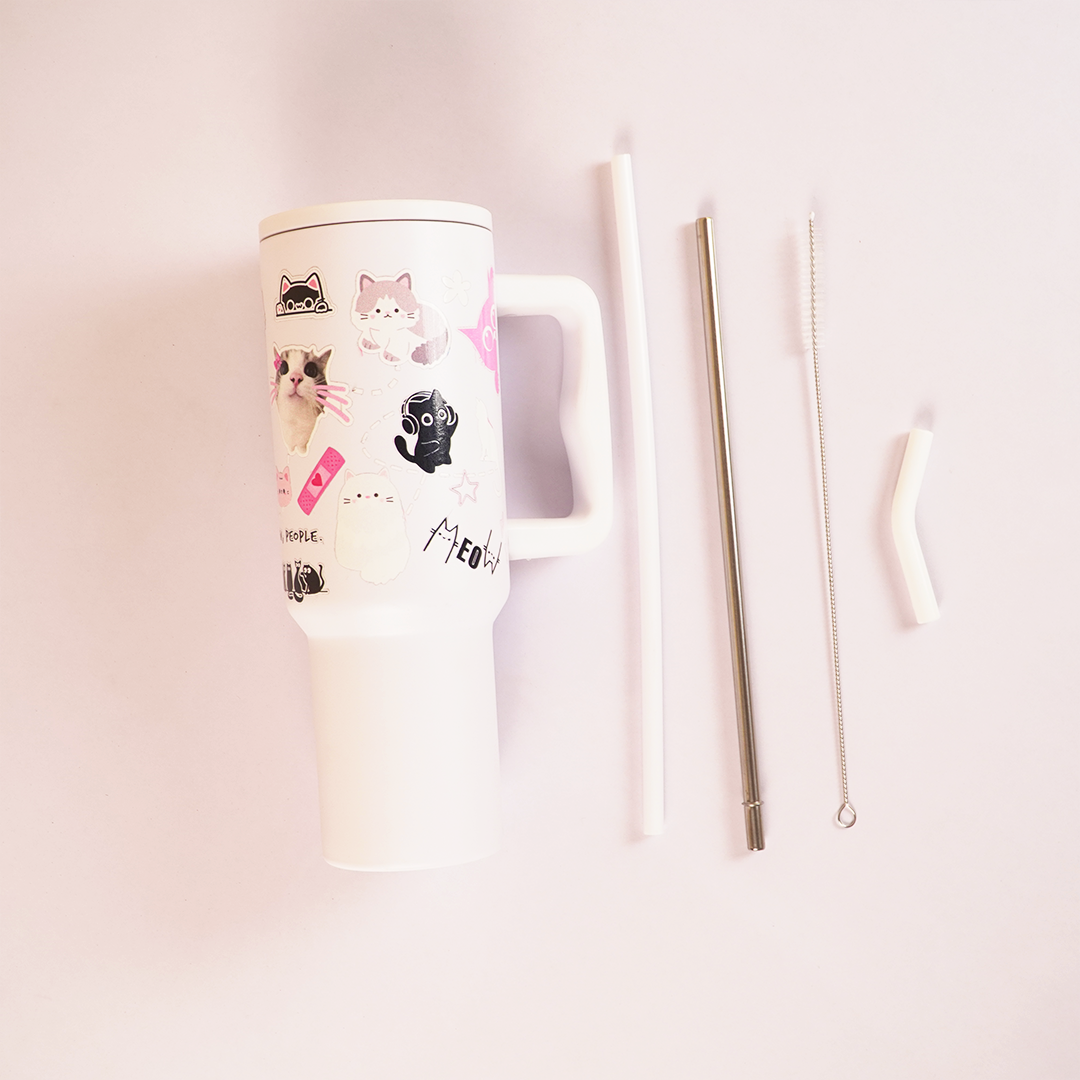 “Kitty Paw Tumbler – Leak-Proof & Stylish”