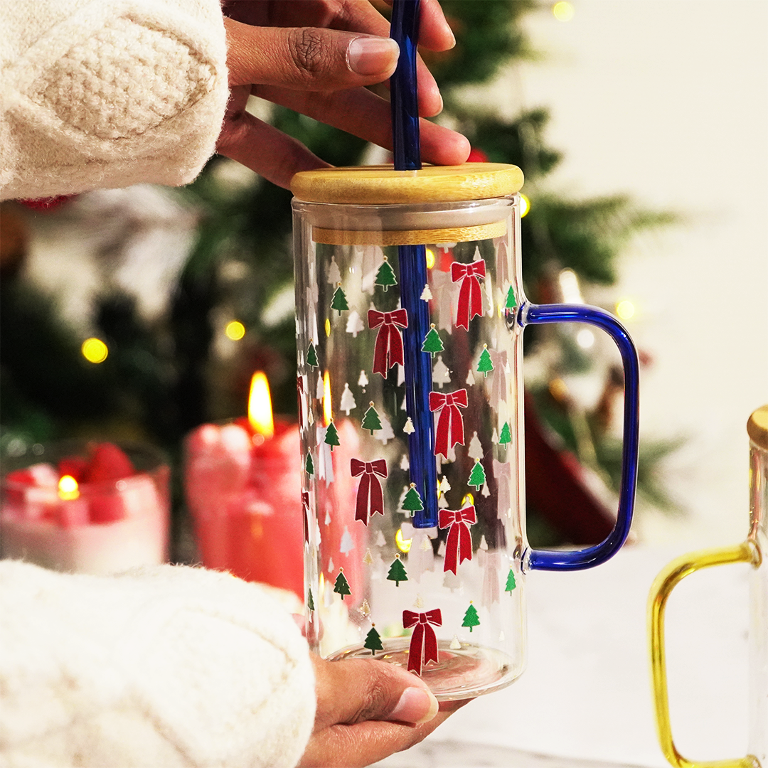 Bow and Little Christmas Tree Glass Tumbler with Handle & Bamboo Lid – Set of 2 | Festive Holiday Design with Straw