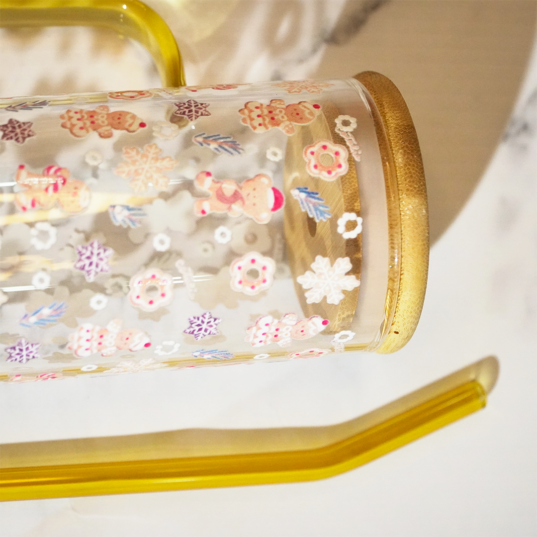 Christmas Ginger Bread with Minis Glass Tumbler with Handle & Bamboo Lid – Set of 2 | Festive Holiday Design with Straw